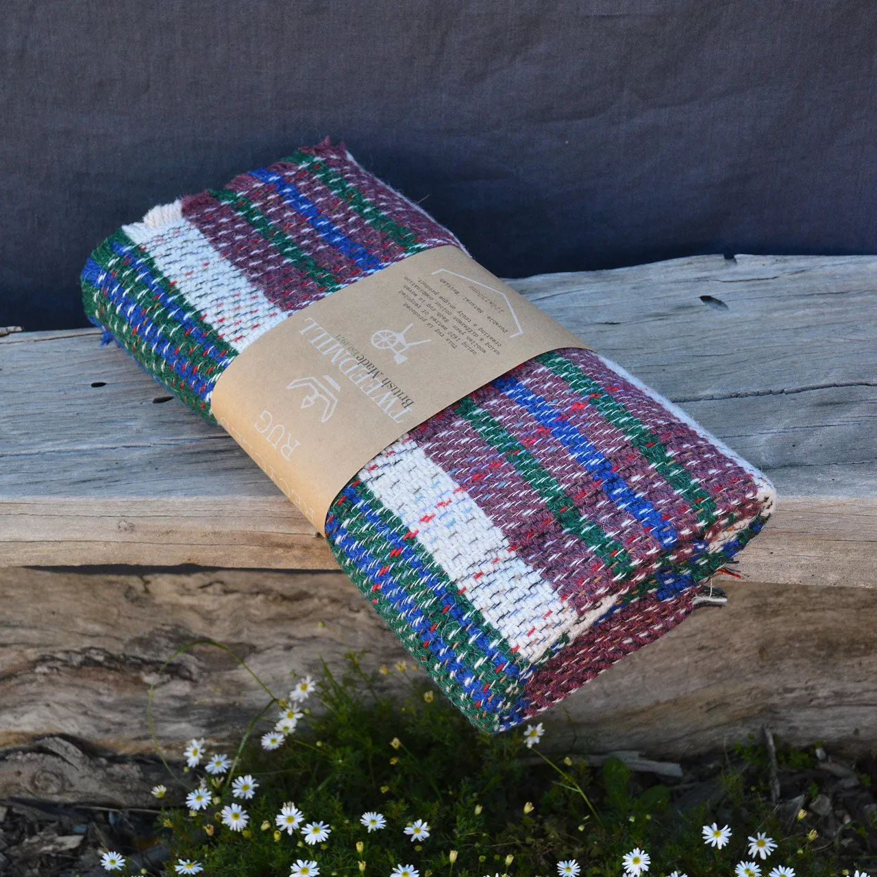 100% Random Recycled Wool Blanket/Rug - Medium (150x120cm)