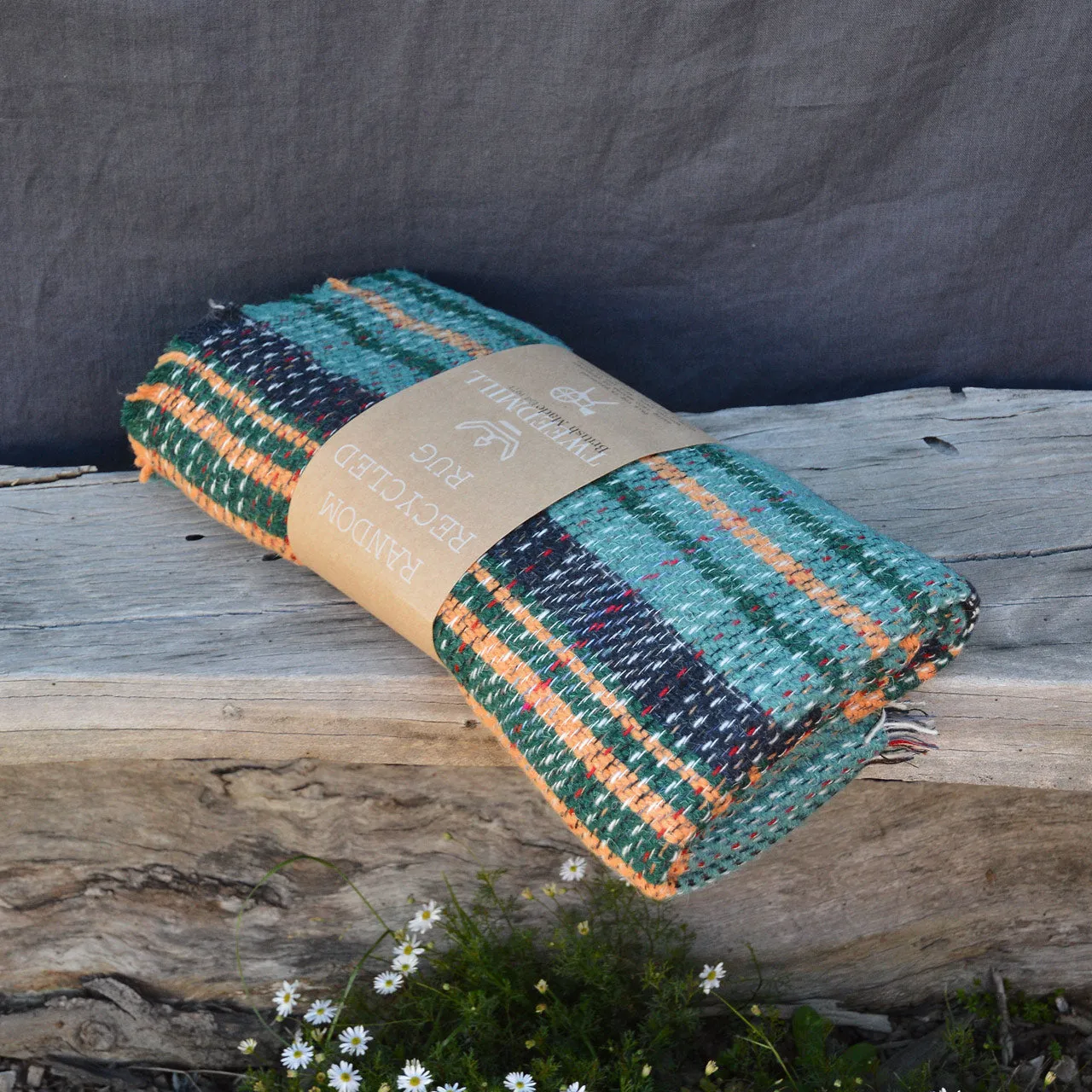 100% Random Recycled Wool Blanket/Rug - Medium (150x120cm)