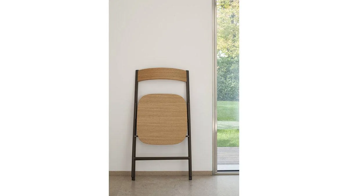 Joe wooden folding chair