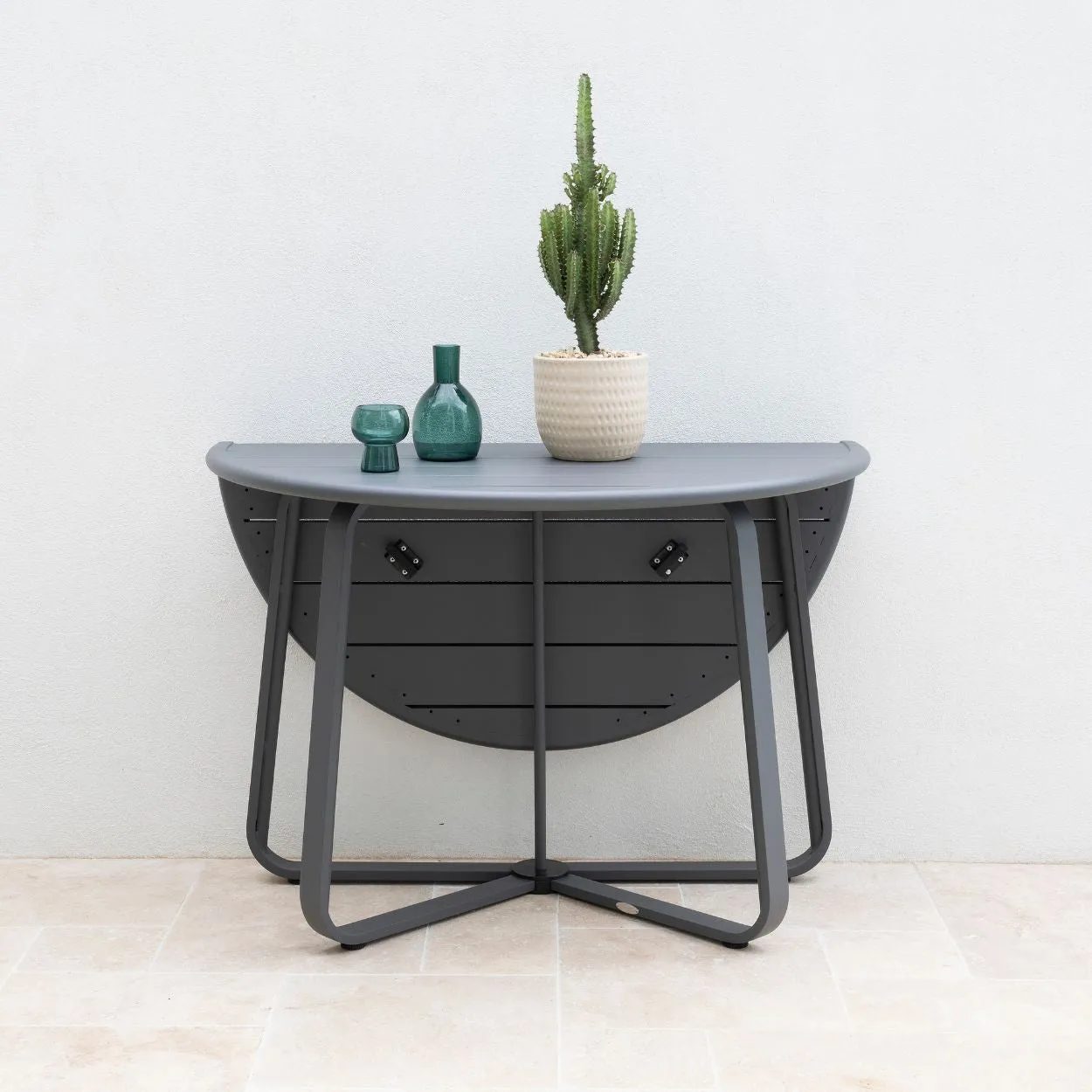 Palma Round Folding Table