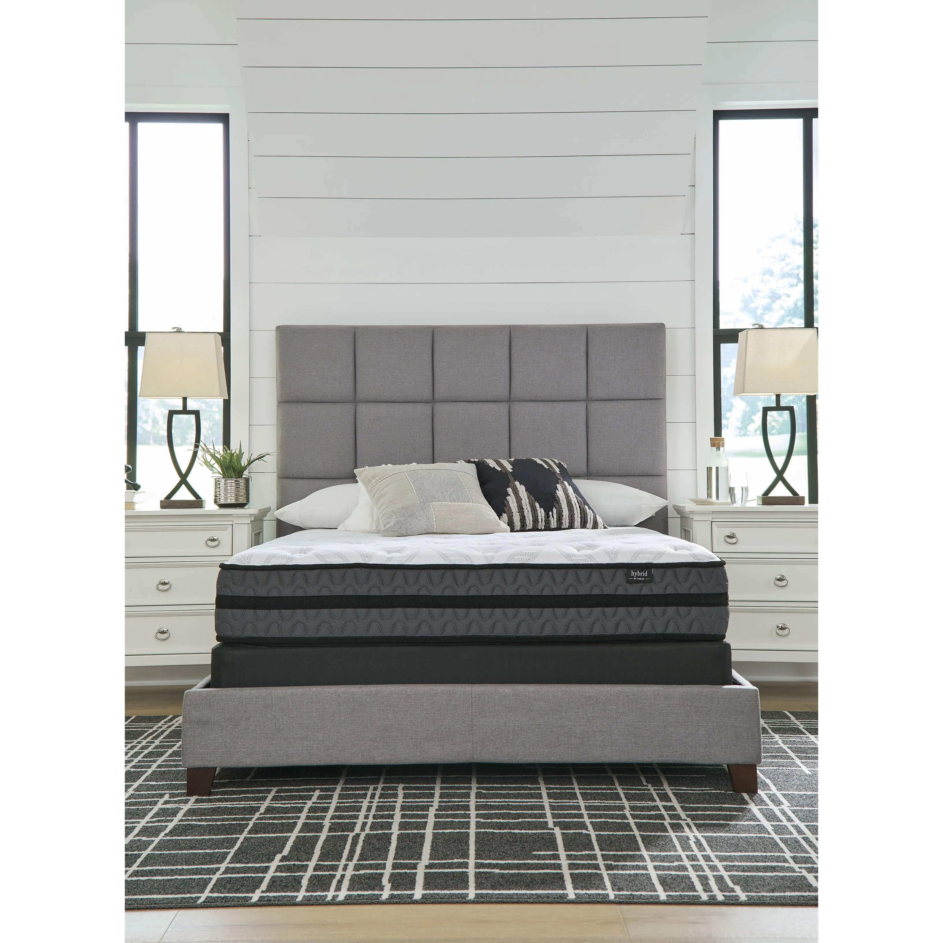 Sierra Sleep 10 Inch Pocketed Hybrid M58951 California King Mattress